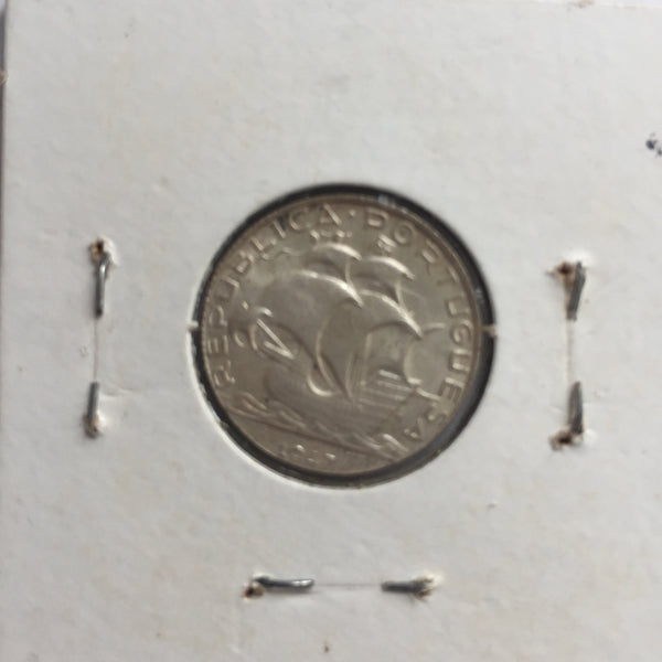 Portugal, 2 1/2 Escudos, 1947, XF